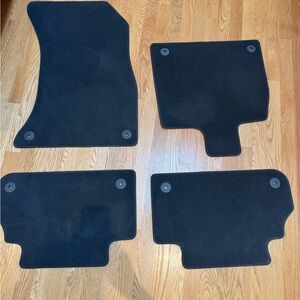 OEM Audi 2018 Q5 Floor Mats